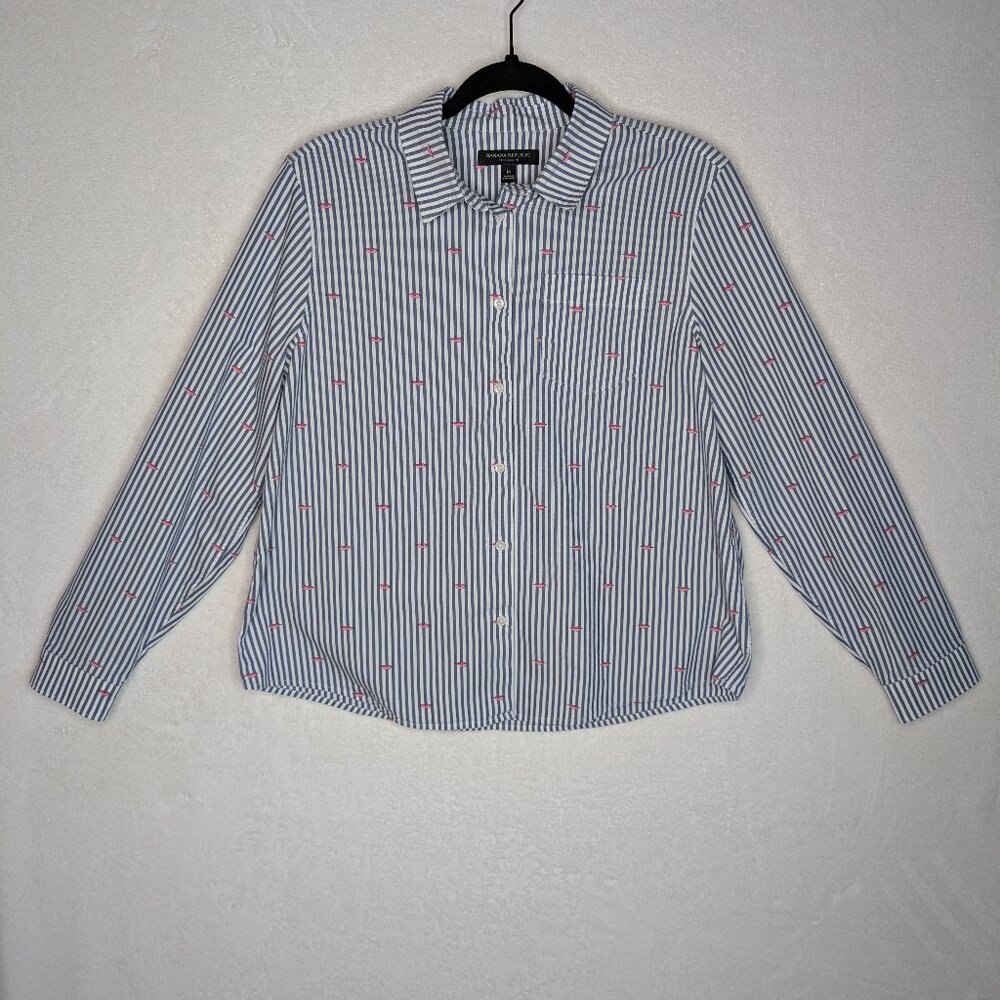 Banana Republic Quinn Boy Fit Button Up Shirt Size M